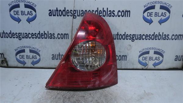 CLIO II FASE II BCB0 Piloto Trasero Derecho