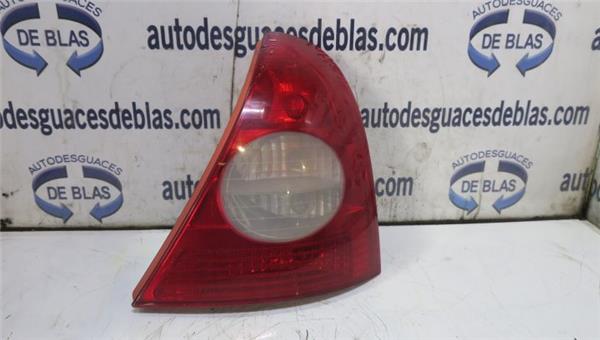 CLIO II FASE II BCB0 Piloto Trasero Derecho