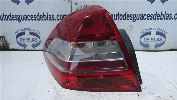 MEGANE II CLASSIC BERLINA Piloto Trasero Izquierdo MEGANE II CLASSIC BERLINA Piloto Trasero Izquierdo