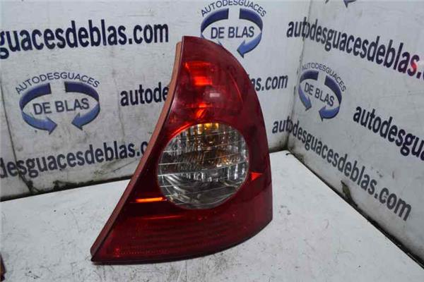 CLIO II FASE II BCB0 Piloto Trasero Derecho
