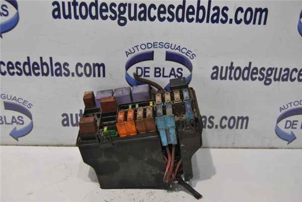 Laguna II Grandtour KG02001- Caja Reles
