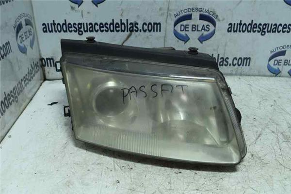 PASSAT VARIANT 3B5 FARO XENON DERECHO