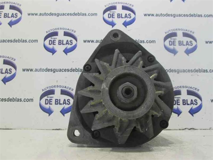 100 Berlina C41990- Alternador