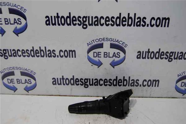 ALMERA N16E Mando De Luces