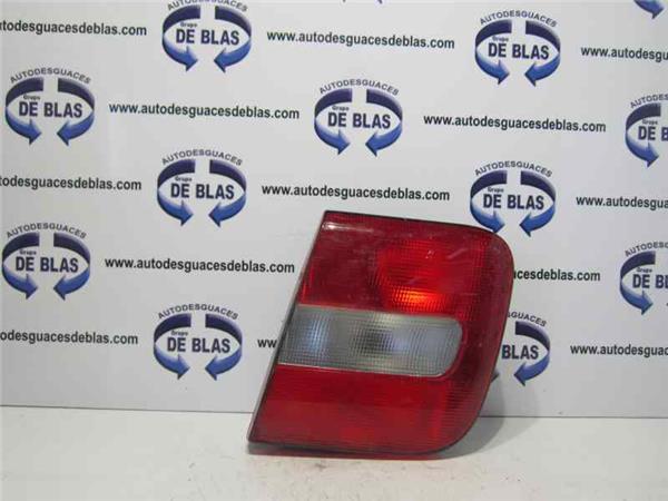 S70 Berlina 1996- Piloto Trasero Derecho