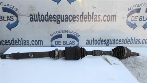 3 BERLINA BK Transmision Delantera Derecha