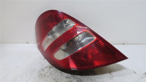 Clase A BM 16906.2004- Piloto Trasero Izquierdo Clase A BM 16906.2004- Piloto Trasero Izquierdo