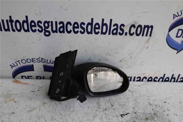 TOLEDO 5P2 Retrovisor Derecho