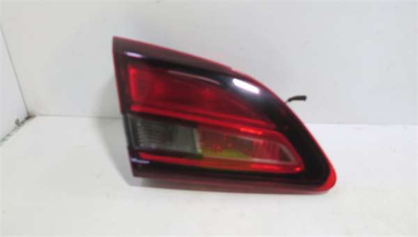 Astra J Sedán 06.2012- Piloto Porton Trasero Izquierdo Astra J Sedán 06.2012- Piloto Porton Trasero Izquierdo