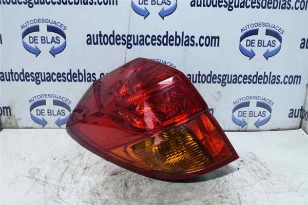 LEGACY FAMILIAROUTBACK B13 BP Piloto Trasero Izquierdo LEGACY FAMILIAROUTBACK B13 BP Piloto Trasero Izquierdo