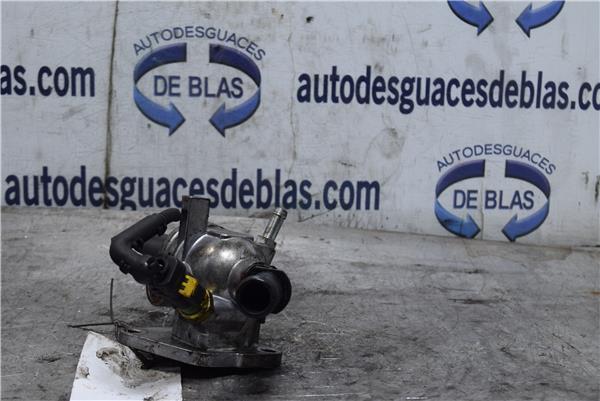 CORSA C CAJA DE AGUA