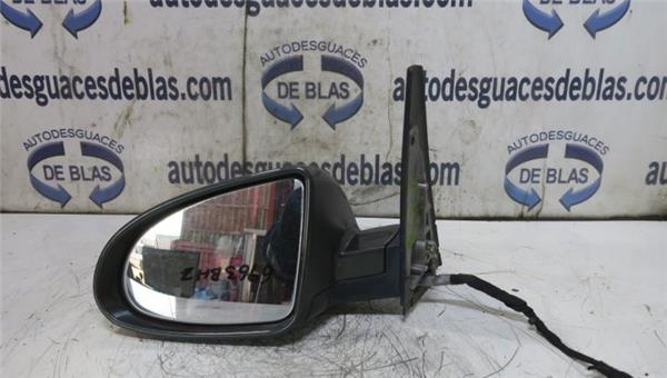 A2 8Z06.2000- Retrovisor Izquierdo