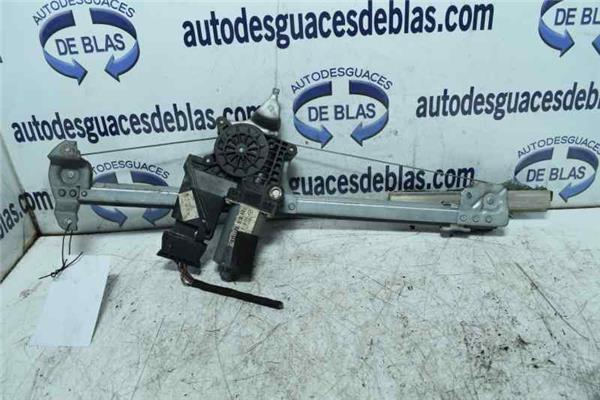 CLASE C W202 FAMILIAR Elevalunas Electrico Trasero Derecho