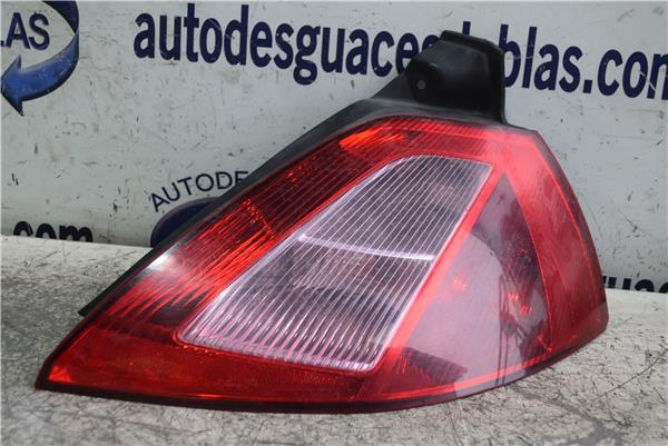 MEGANE II BERLINA 5P Piloto Trasero Derecho MEGANE II BERLINA 5P Piloto Trasero Derecho