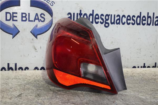 CORSA D Piloto Trasero Izquierdo CORSA D Piloto Trasero Izquierdo