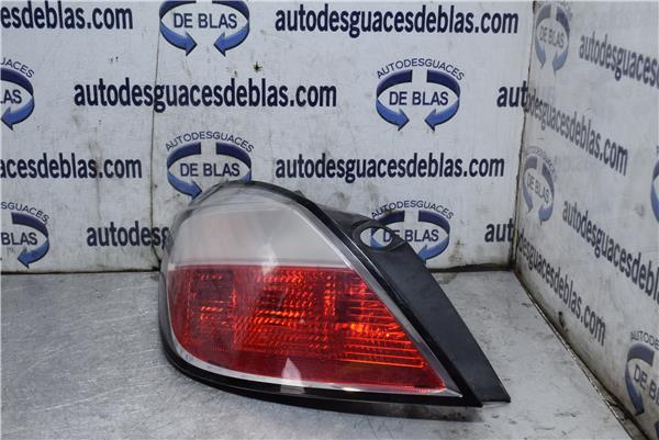 ASTRA H BERLINA Piloto Trasero Izquierdo