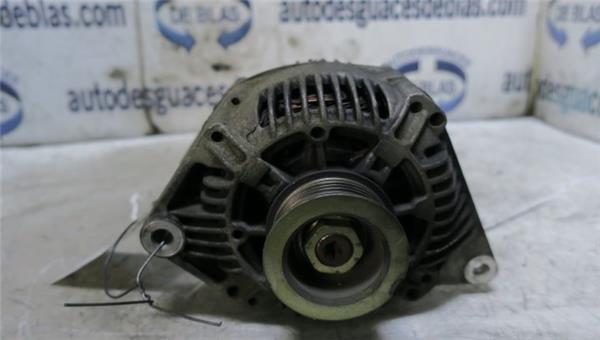 MEGANE I BERLINA HATCHBACK BA0 Alternador
