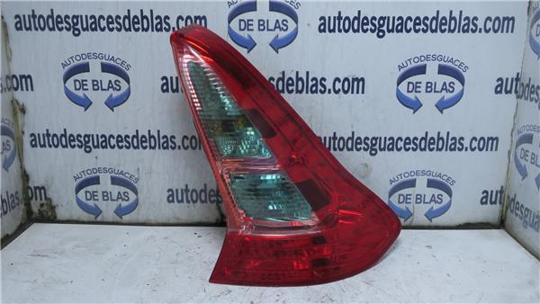 C4 COUPE Piloto Trasero Derecho