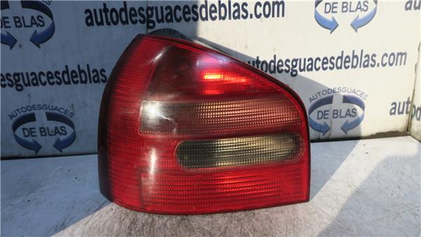 A3 8L Piloto Trasero Izquierdo