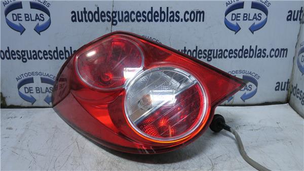 AVEO BERLINA HATCHBACK Piloto Trasero Izquierdo