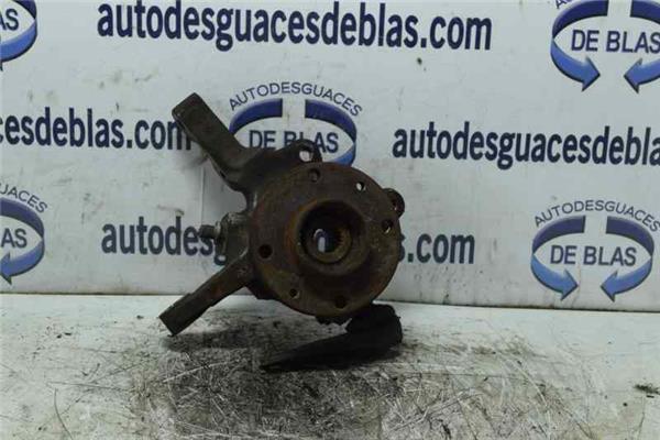 CLIO II FASE II BCB0 Mangueta Delantera Derecha