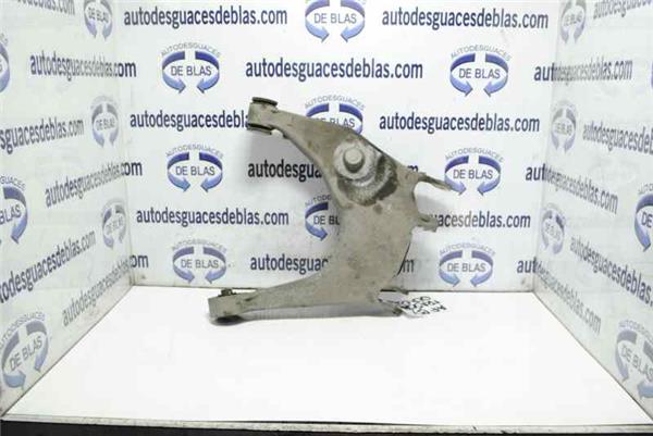 A8 D2 Brazo Inferior Trasero Derecho
