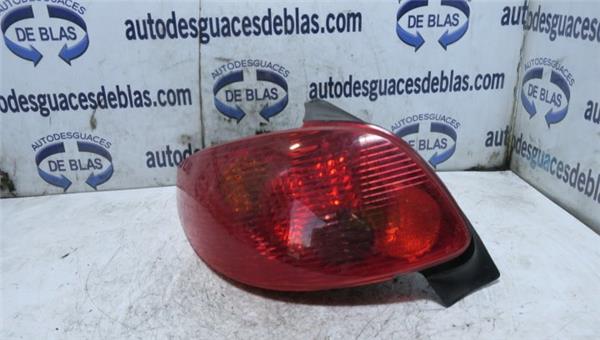 206 BERLINA Piloto Trasero Izquierdo 206 BERLINA Piloto Trasero Izquierdo