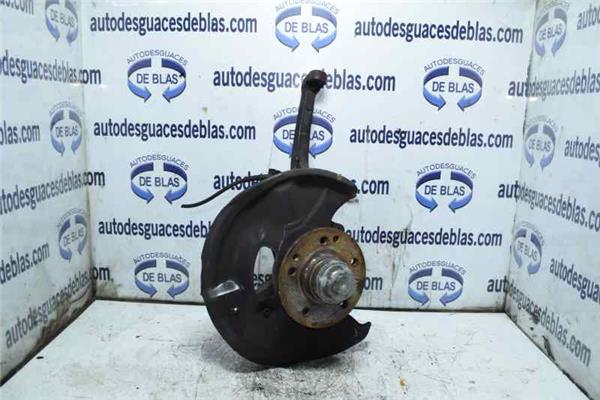 CLASE E W210 BERLINA DIESEL Mangueta Delantera Derecha