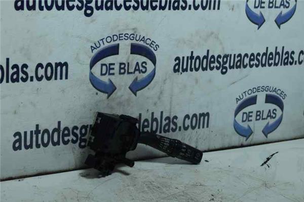 COROLLA VERSO R1 Mando Limpiaparabrisas