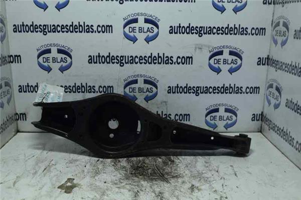 TOURAN 1T1 Brazo Inferior Trasero Derecho