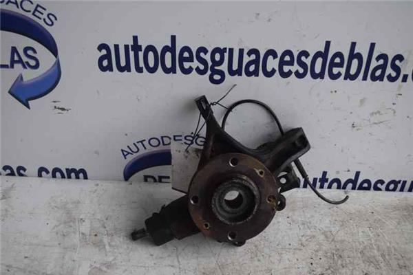 C4 BERLINA Mangueta Delantera Derecha