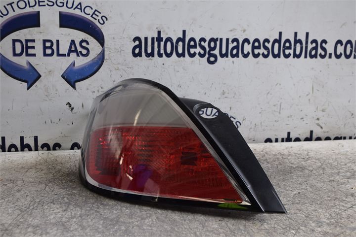 ASTRA H BERLINA Piloto Trasero Izquierdo