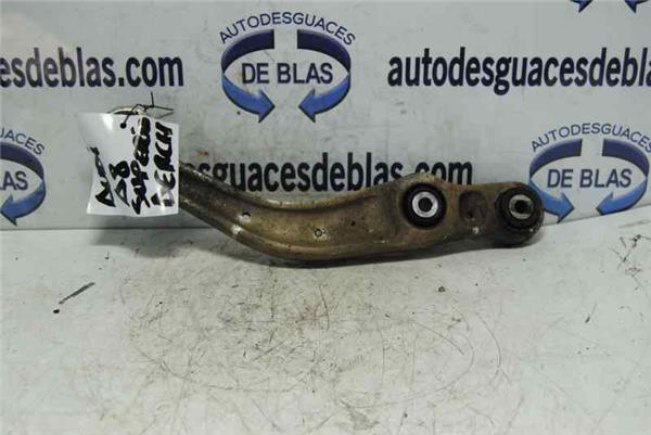 A8 D2 Brazo Superior Trasero Derecho A8 D2 Brazo Superior Trasero Derecho