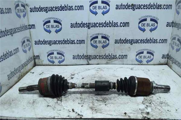 COLT BERLINA 3 CZ Transmision Delantera Izquierda COLT BERLINA 3 CZ Transmision Delantera Izquierda