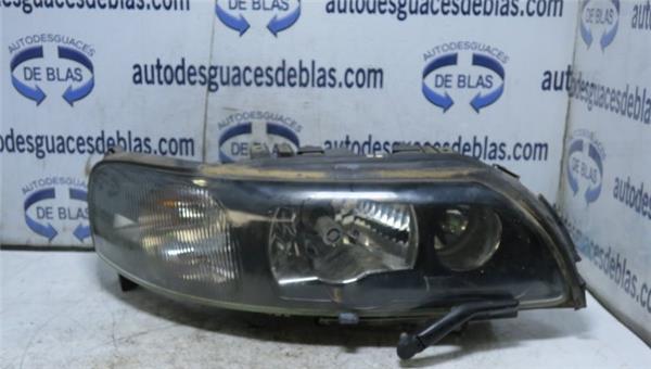 V40 FAMILIAR FARO XENON DERECHO