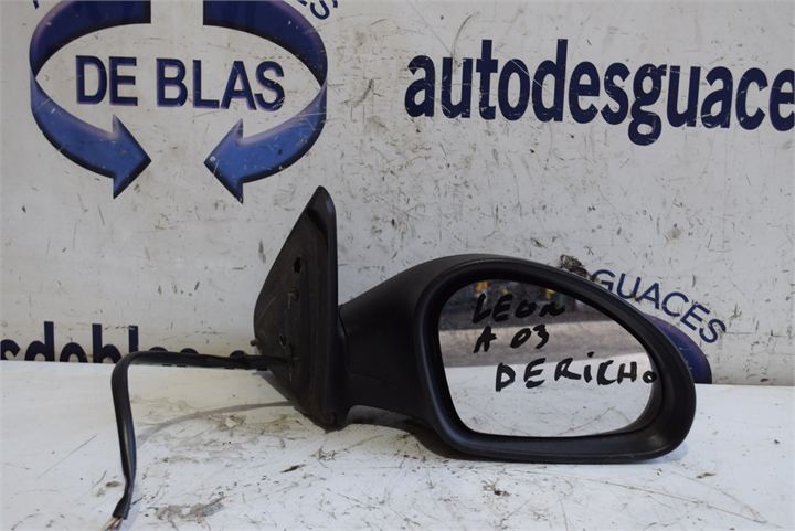 LEON 1M1 Retrovisor Derecho LEON 1M1 Retrovisor Derecho