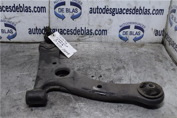 COROLLA E12 Brazo Inferior Delantero Derecho COROLLA E12 Brazo Inferior Delantero Derecho