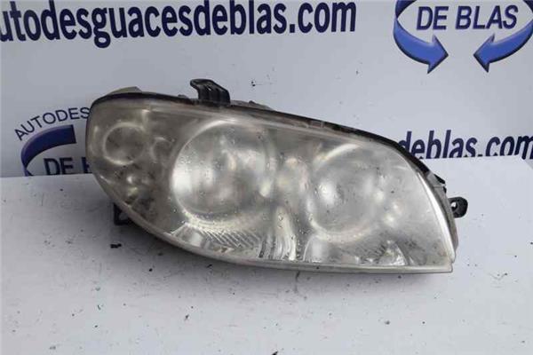 PUNTO BERLINA 188 Faro Delantero Derecho