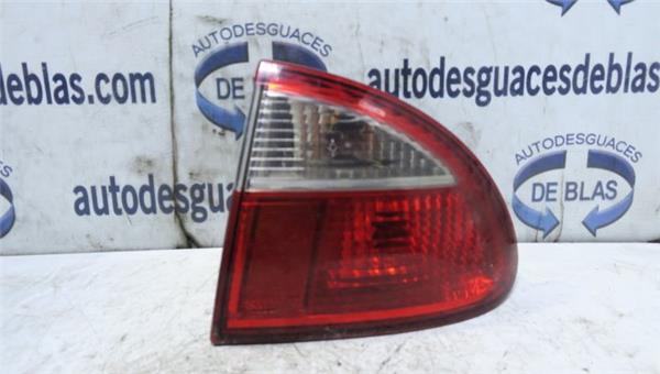 LEON 1M1 Piloto Trasero Derecho
