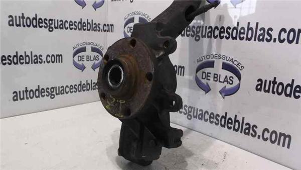A4 BERLINA B5 Mangueta Delantera Izquierda