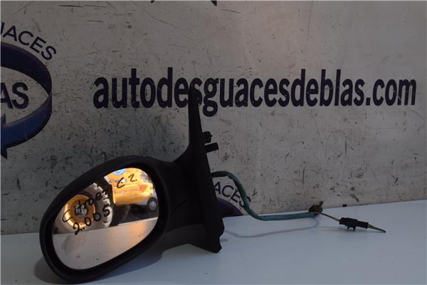 C2 Retrovisor Izquierdo