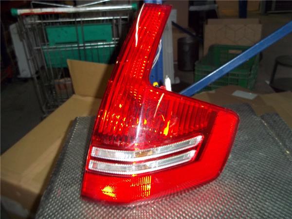 C4 BERLINA Piloto Trasero Derecho
