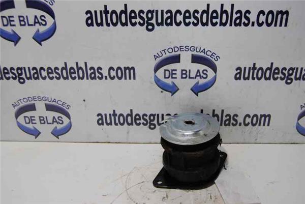 GOLF III BERLINA 1H1 Soporte Trasero Motor