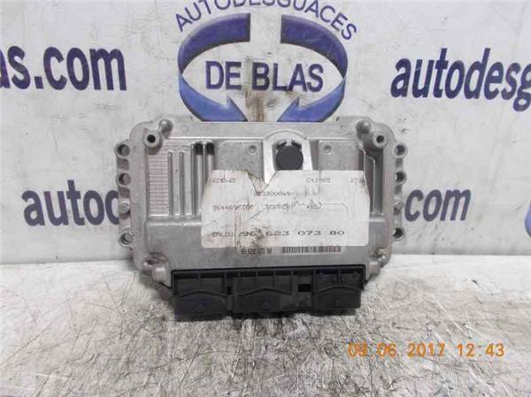 C4 BERLINA Centralita motor uce