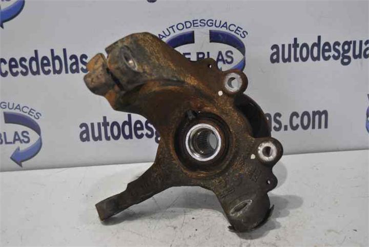 Focus Berlina CAK1998- Mangueta Delantera Izquierda Focus Berlina CAK1998- Mangueta Delantera Izquierda