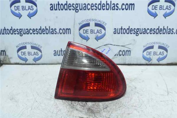 LEON 1M1 Piloto Trasero Derecho