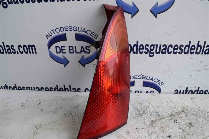 FOCUS BERLINA CAK Piloto Trasero Derecho FOCUS BERLINA CAK Piloto Trasero Derecho