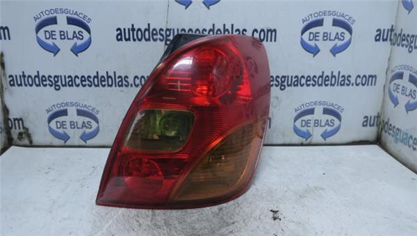COROLLA E12 Piloto Trasero Derecho