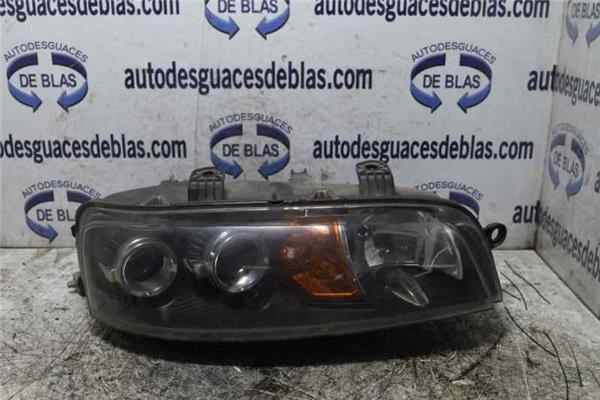 PUNTO BERLINA 188 Faro Delantero Derecho
