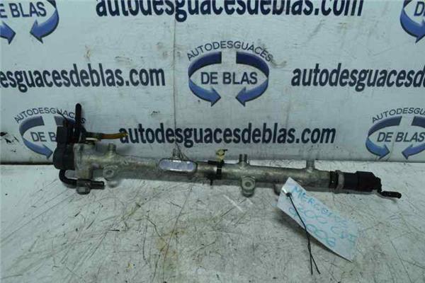 CLASE C W202 FAMILIAR RAMPA INYECTORA